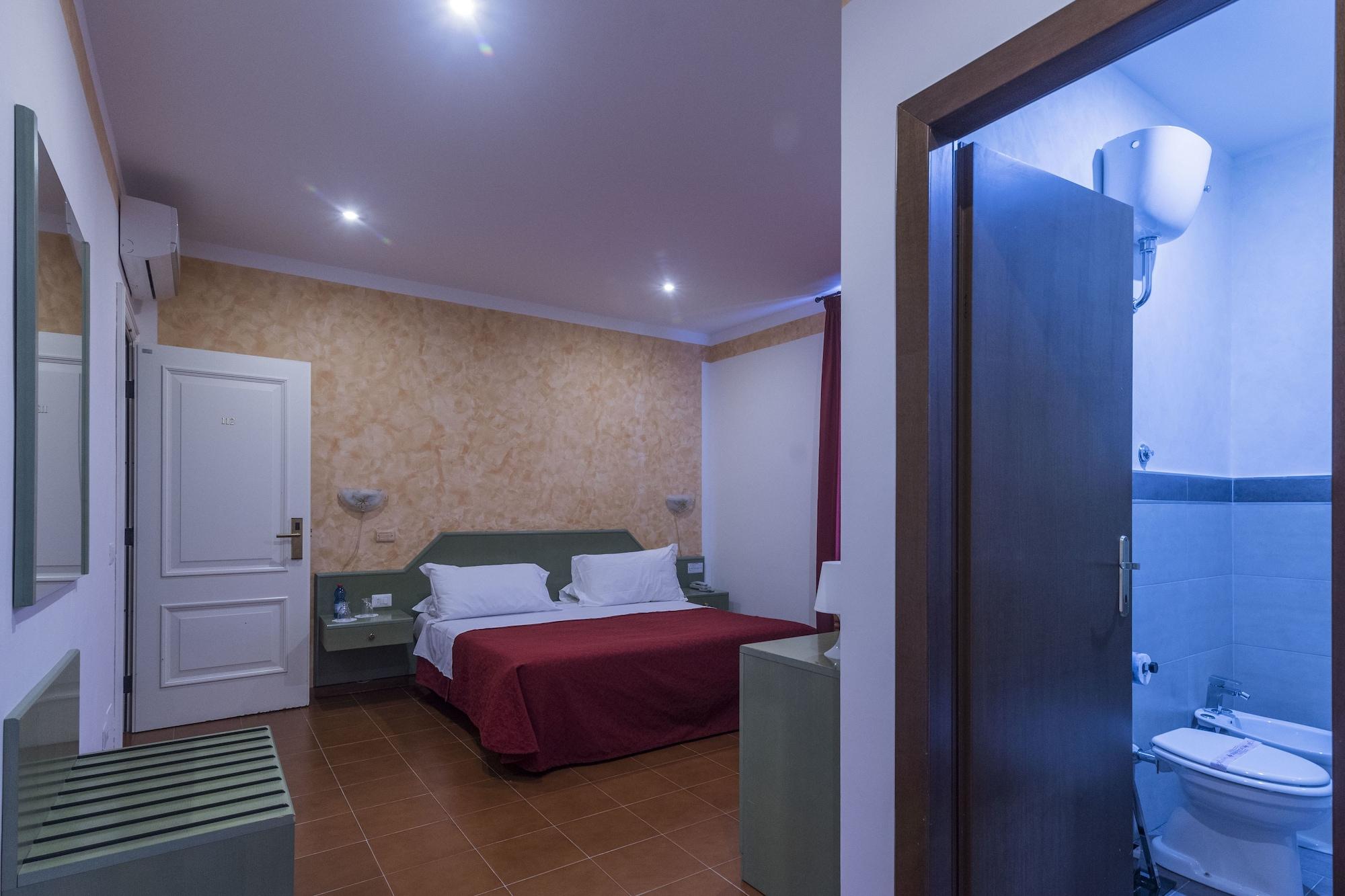 Hotel Villa Del Cardinale 노르마 외부 사진