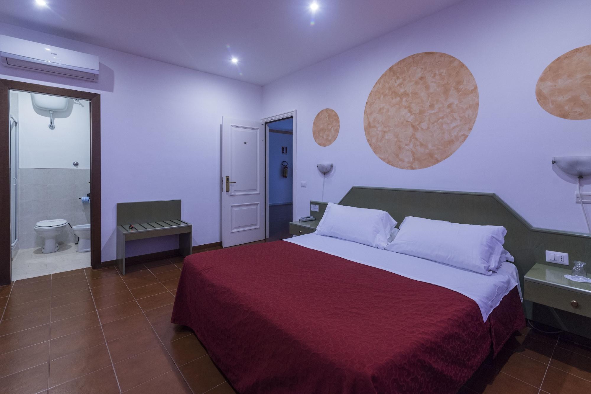 Hotel Villa Del Cardinale 노르마 외부 사진