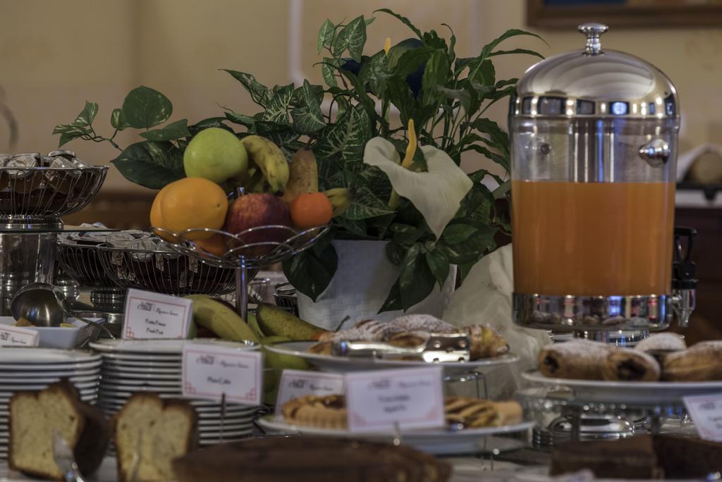 Hotel Villa Del Cardinale 노르마 외부 사진