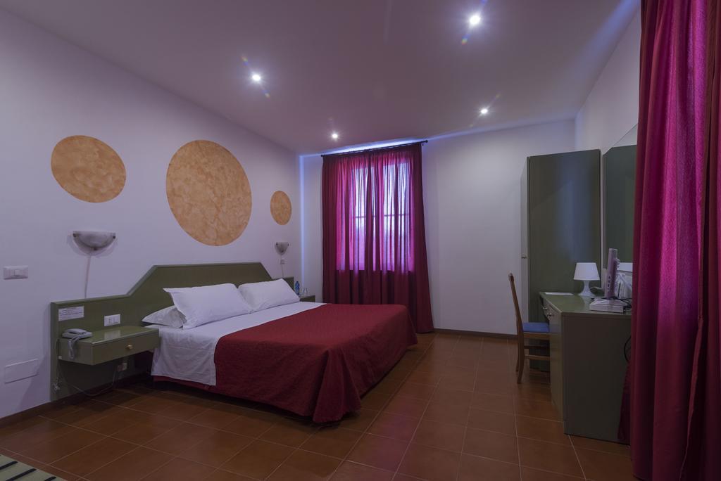 Hotel Villa Del Cardinale 노르마 외부 사진